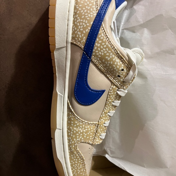 Dunk Low  Nike Bagel Dunks